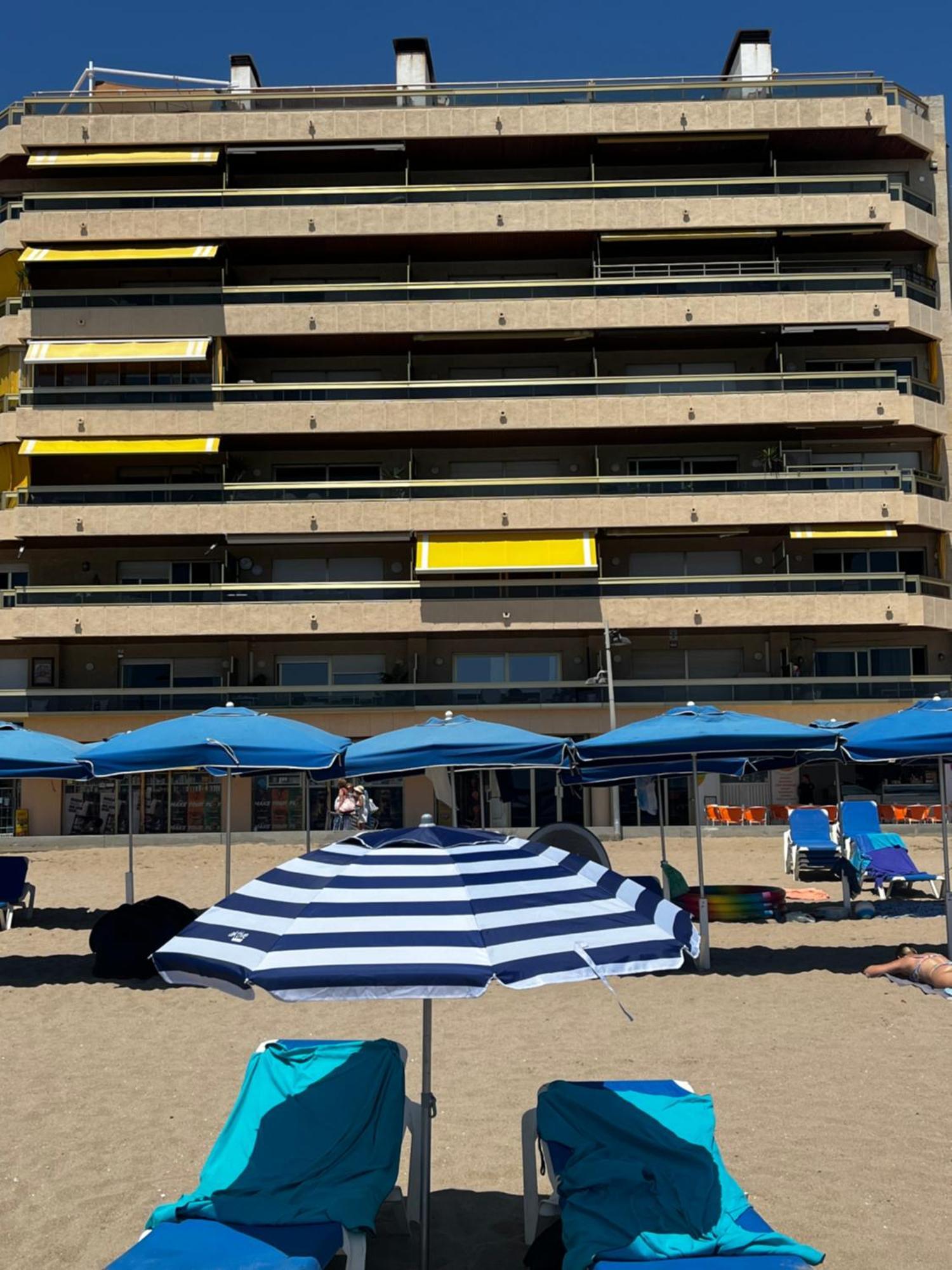 קאלאפיי Acogedor Y Amplio Apartamento Familiar A Pie De Playa מראה חיצוני תמונה